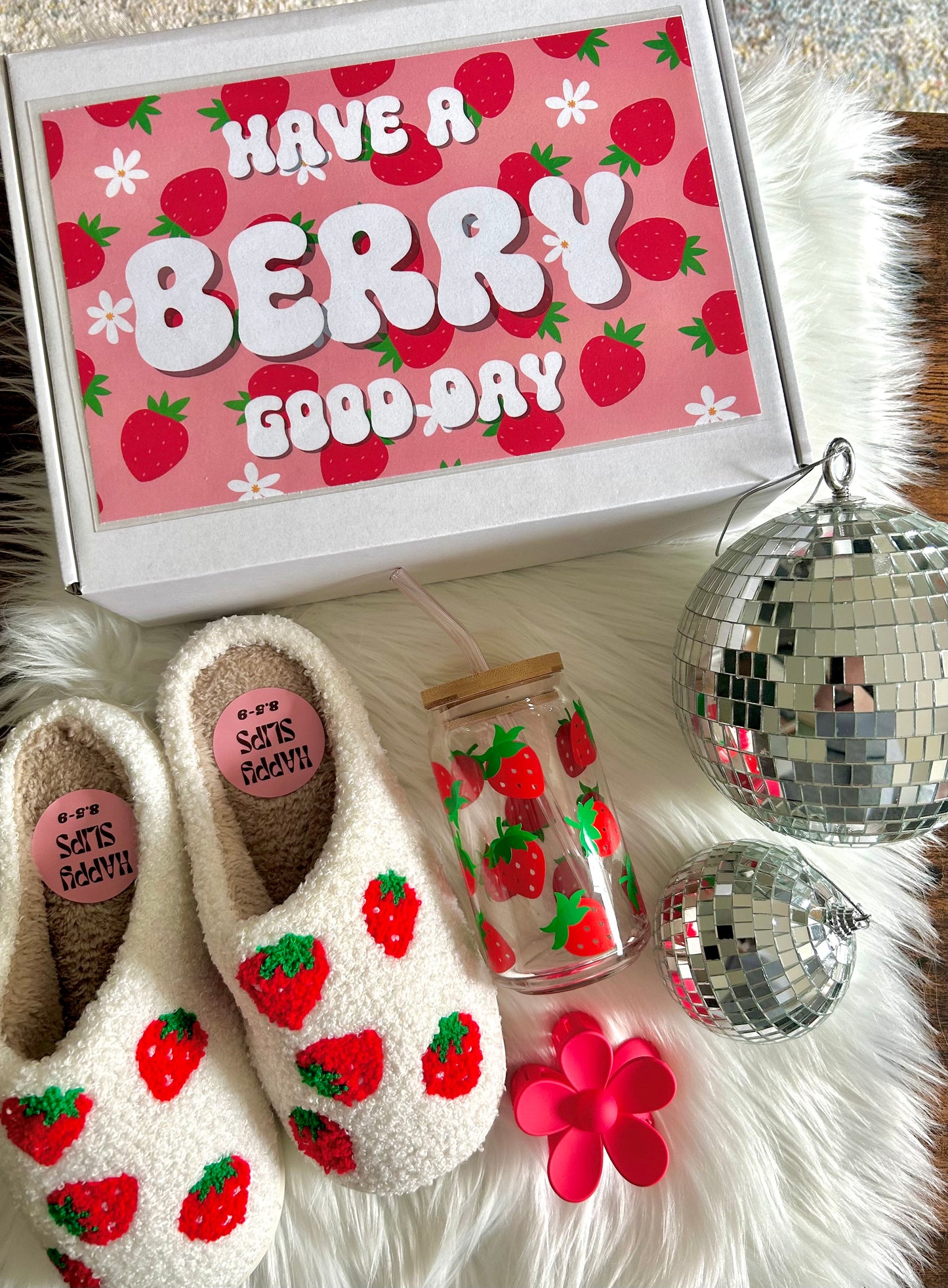 Strawberry gift set